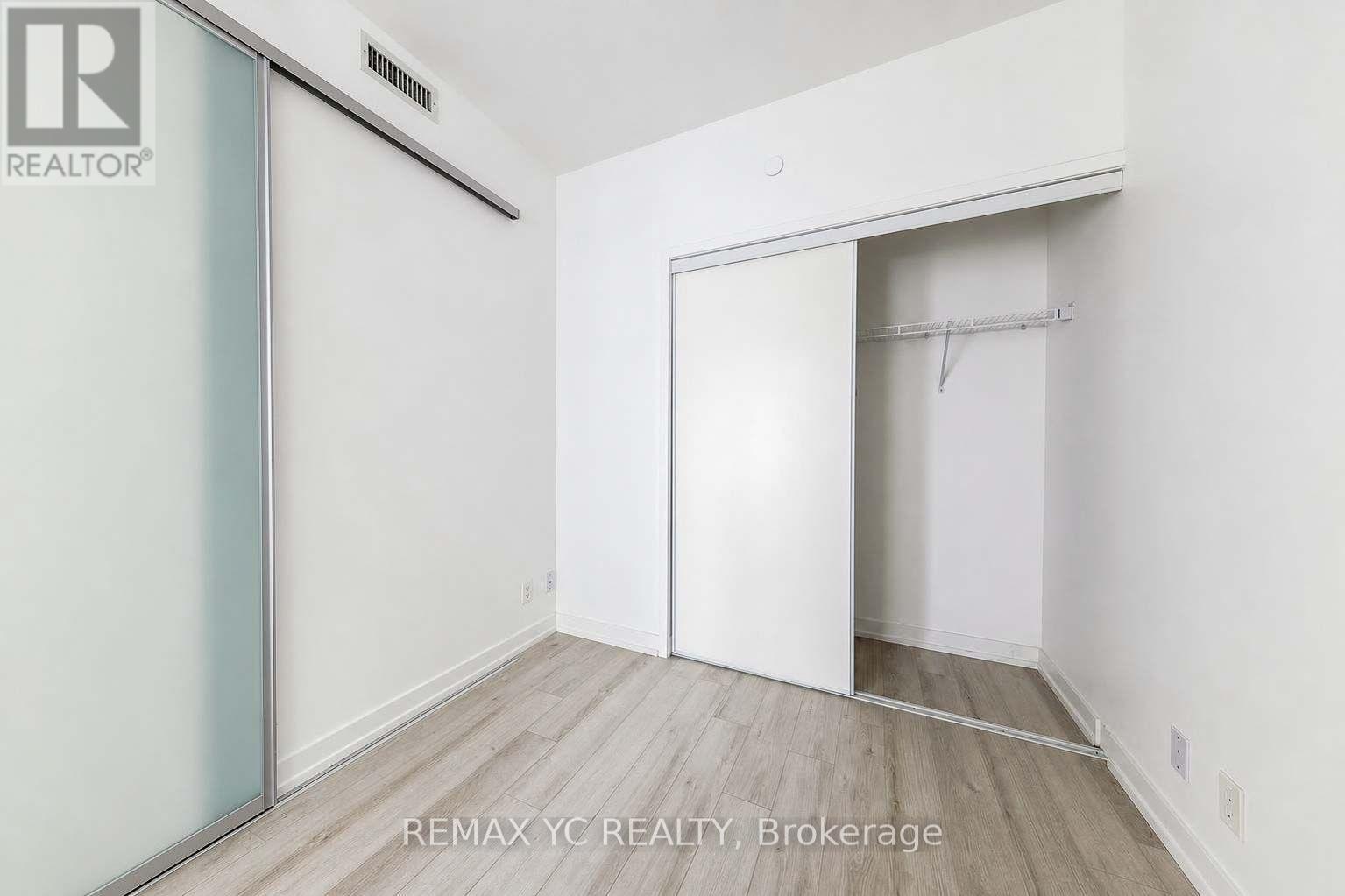 2408 - 33 Helendale Avenue, Toronto, Ontario  M4R 0A4 - Photo 7 - C13682866