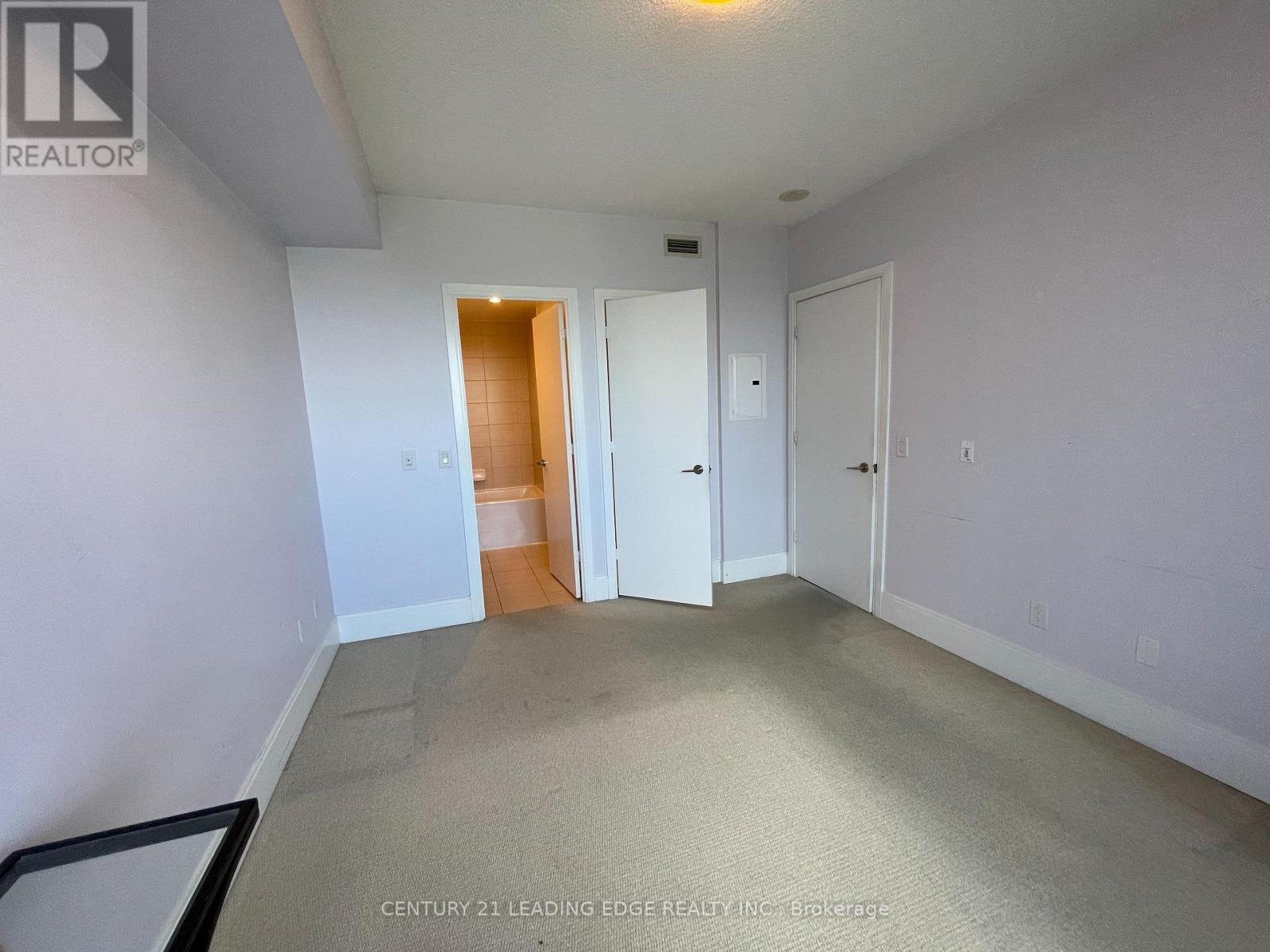 1007 - 181 Wynford Drive, Toronto, Ontario  M3C 0C6 - Photo 9 - C13683782