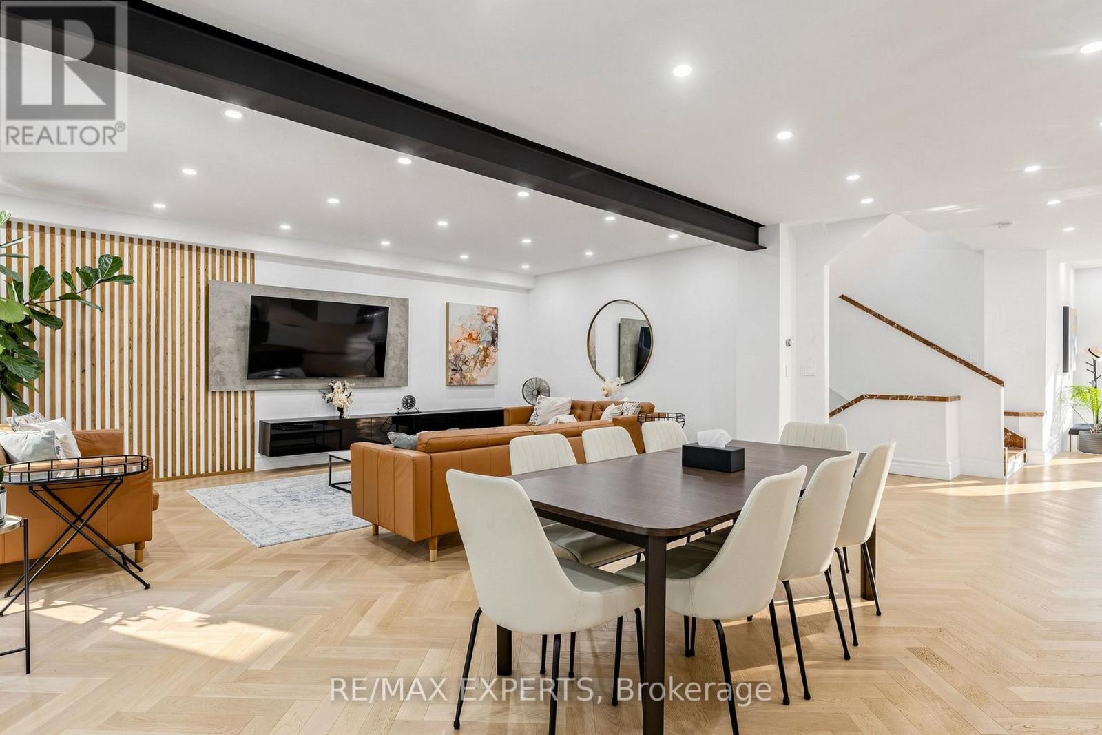 64 Humberwood Gate, Vaughan, Ontario  L4L 9E2 - Photo 8 - N13668614