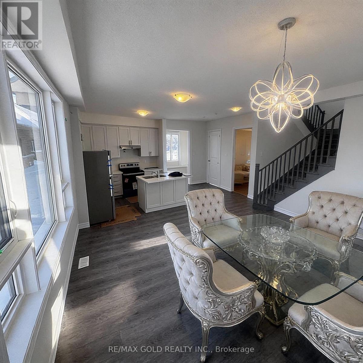 275 Lindsay Street N, Kawartha Lakes, Ontario  K9V 0T4 - Photo 11 - X13574118