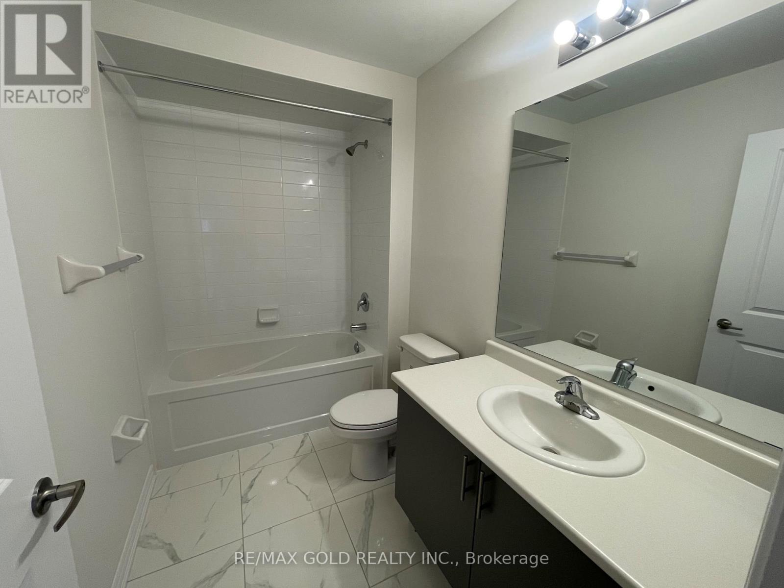 275 Lindsay Street N, Kawartha Lakes, Ontario  K9V 0T4 - Photo 8 - X13574118