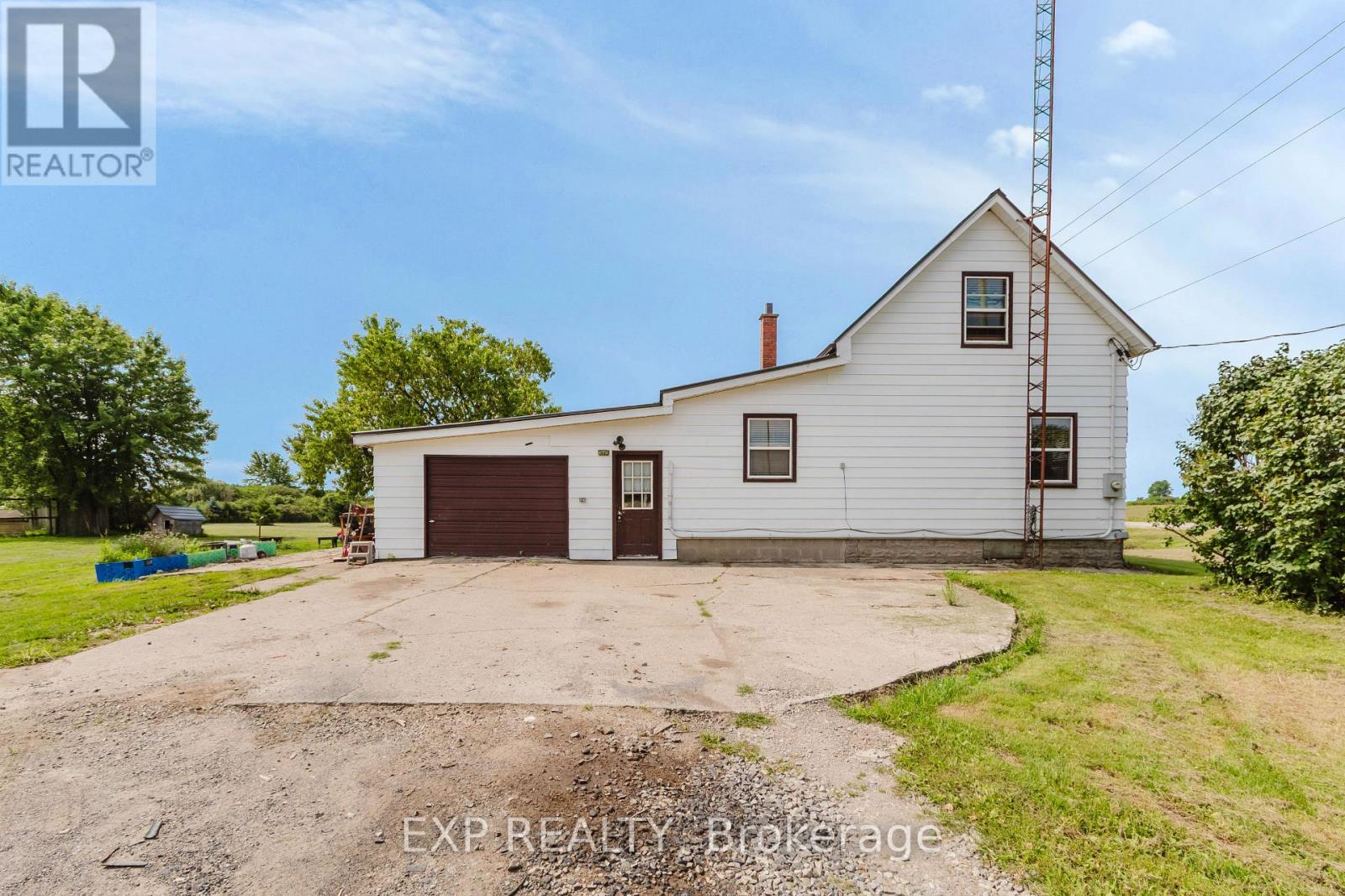 9819 ONIEDA ROAD, Southwold, Ontario