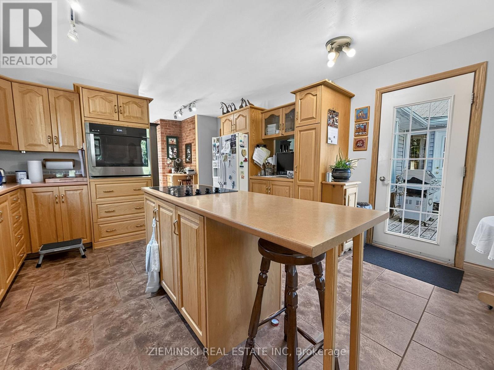 284 Fourteenth Avenue, Cochrane, Ontario  P0L 1C0 - Photo 3 - T13683810
