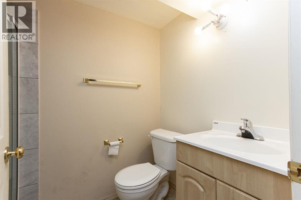 4917 46 Street, Red Deer, Alberta  T4N 1N2 - Photo 21 - A2329677