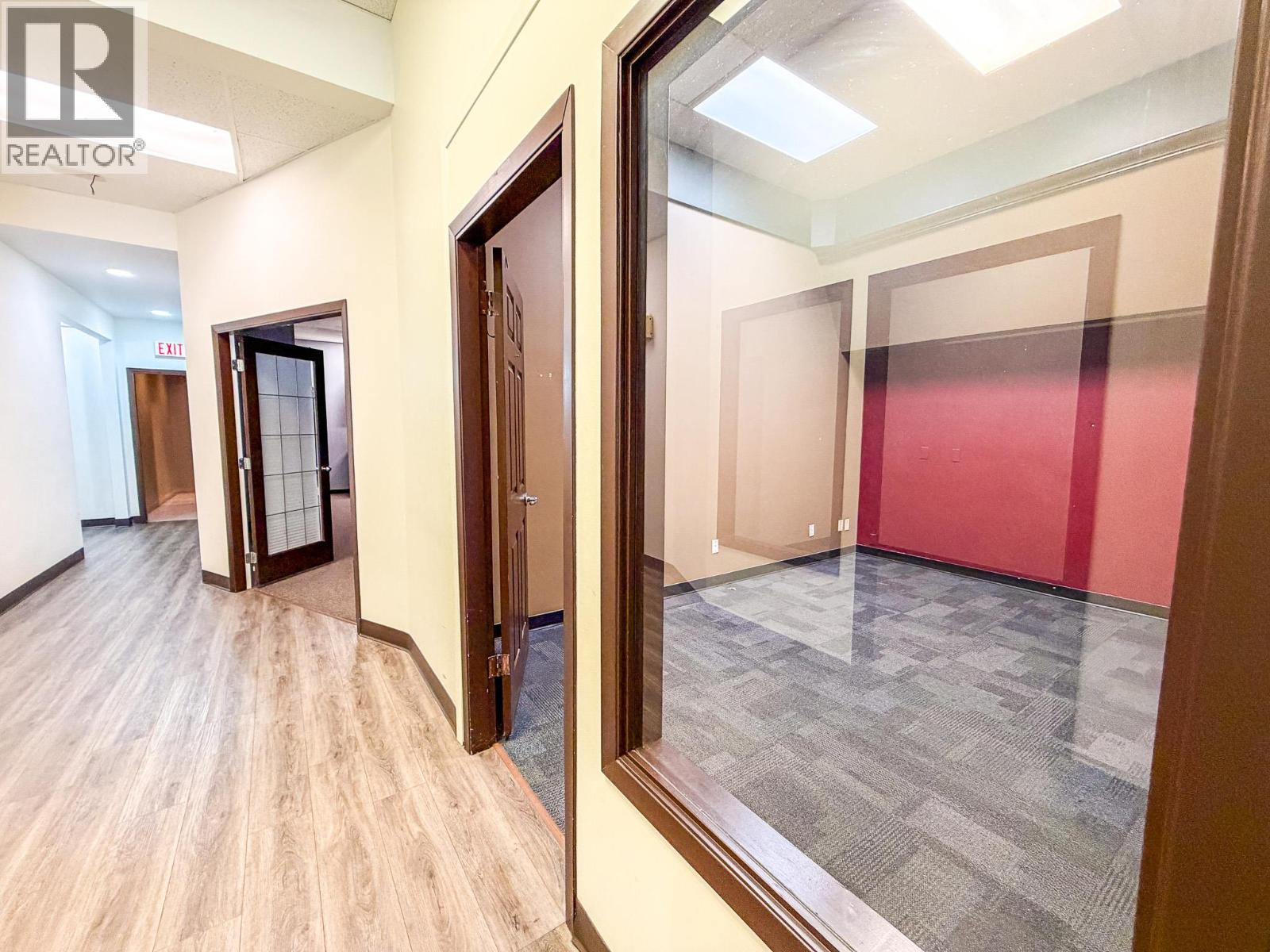 513/515 Bernard Avenue, Kelowna, British Columbia  V1Y 6N9 - Photo 5 - 10376906