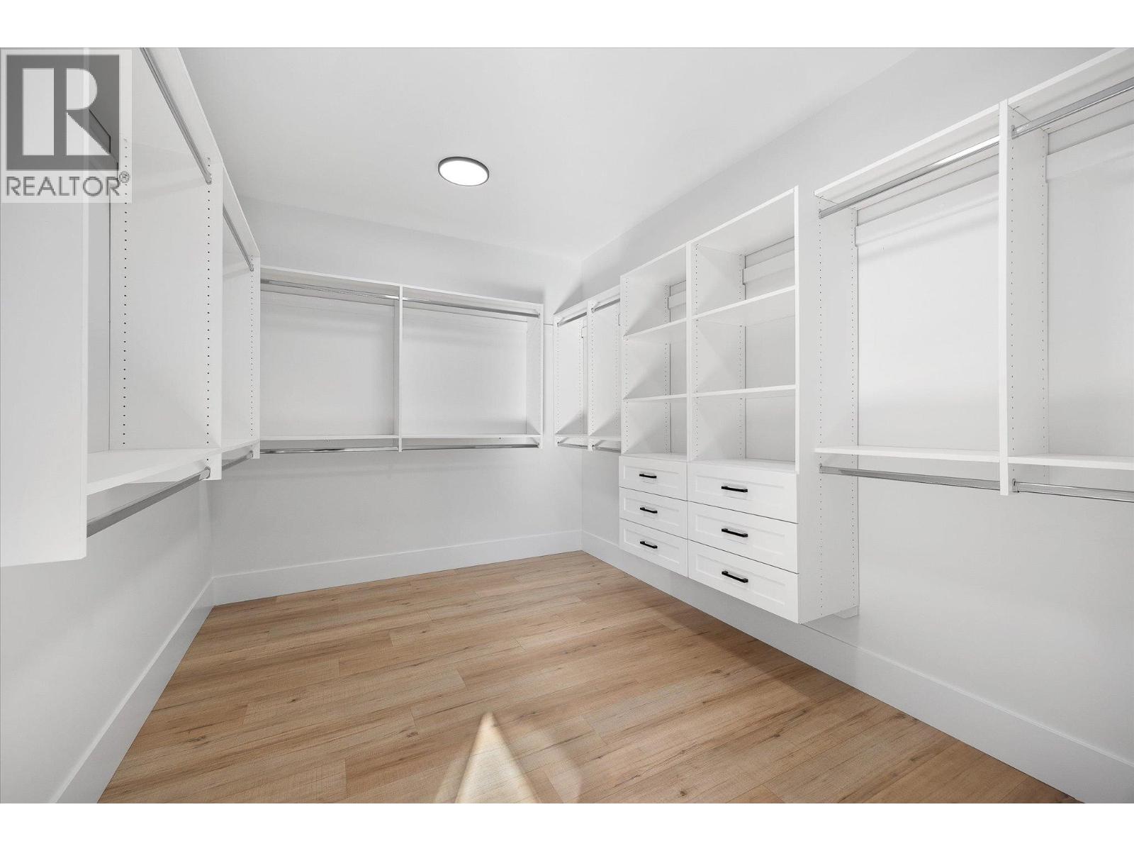 705 Mcclure Road, Kelowna, British Columbia  V1W 1M2 - Photo 17 - 10387581