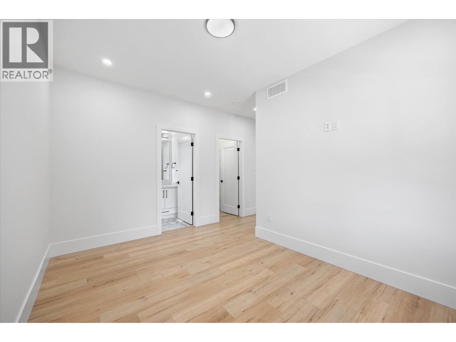 705 Mcclure Road, Kelowna, British Columbia  V1W 1M2 - Photo 20 - 10387581