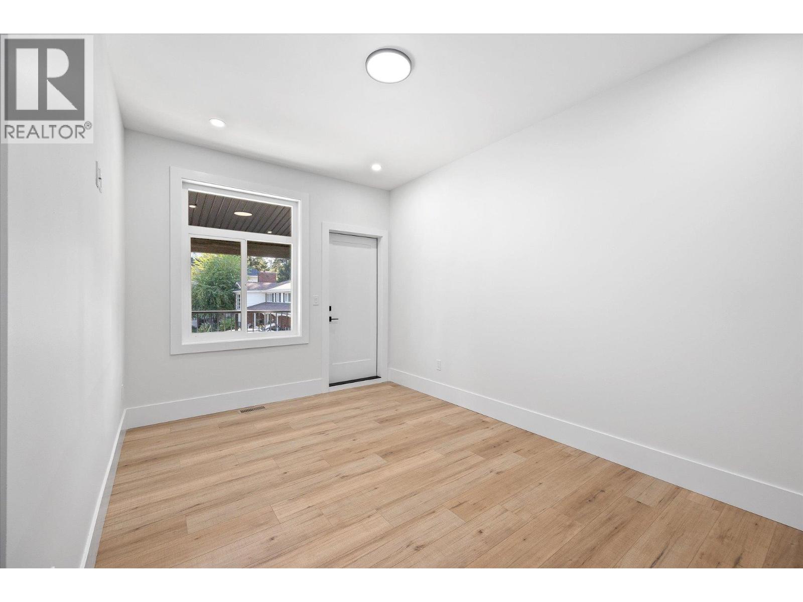 705 Mcclure Road, Kelowna, British Columbia  V1W 1M2 - Photo 19 - 10387581