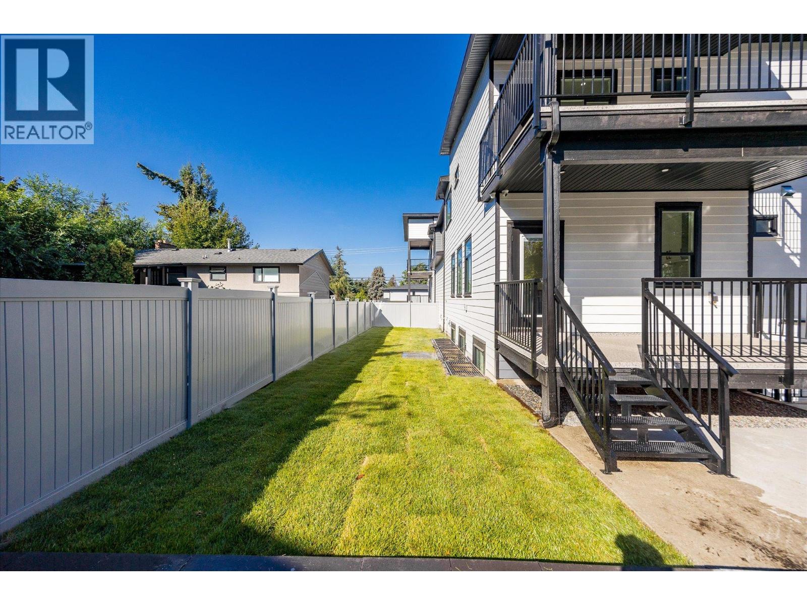705 Mcclure Road, Kelowna, British Columbia  V1W 1M2 - Photo 33 - 10387581