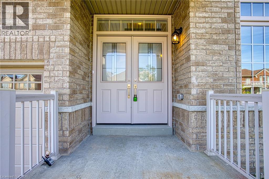 156 Mcknight Avenue, Waterdown, Ontario  L8B 0T7 - Photo 3 - 40837871