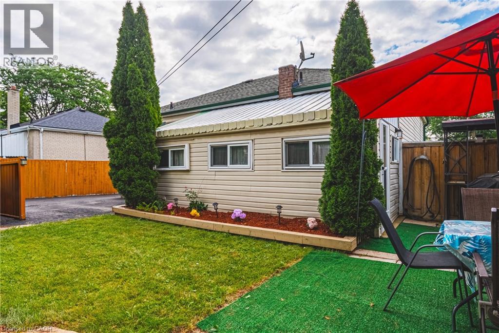 2345 Gibbon Street, Burlington, Ontario  L7P 1G3 - Photo 39 - 40847493