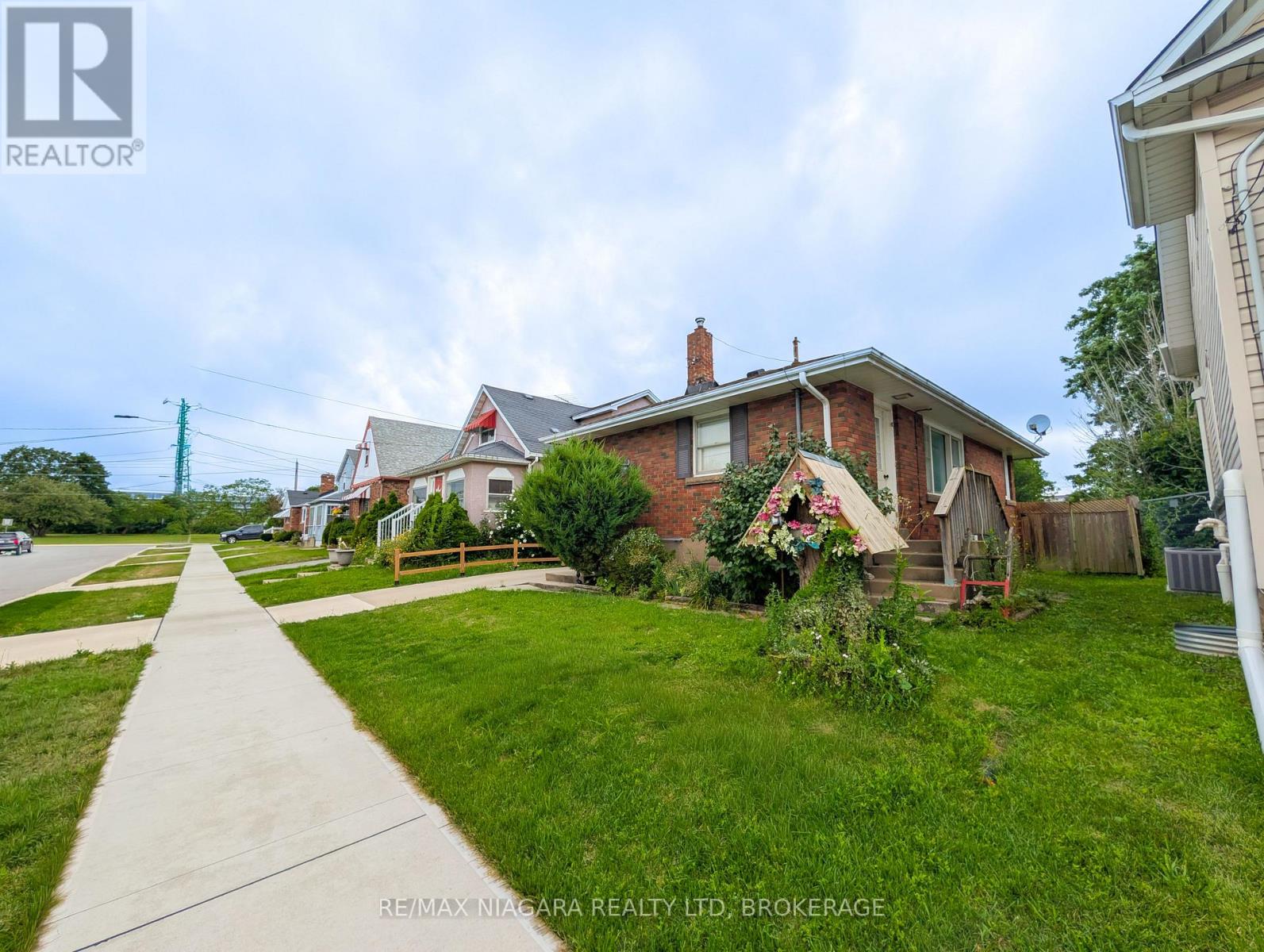 52 Fifth Street, Welland (Lincoln/crowland), Ontario L3B 4Z5 - Photo 4 - X13683822