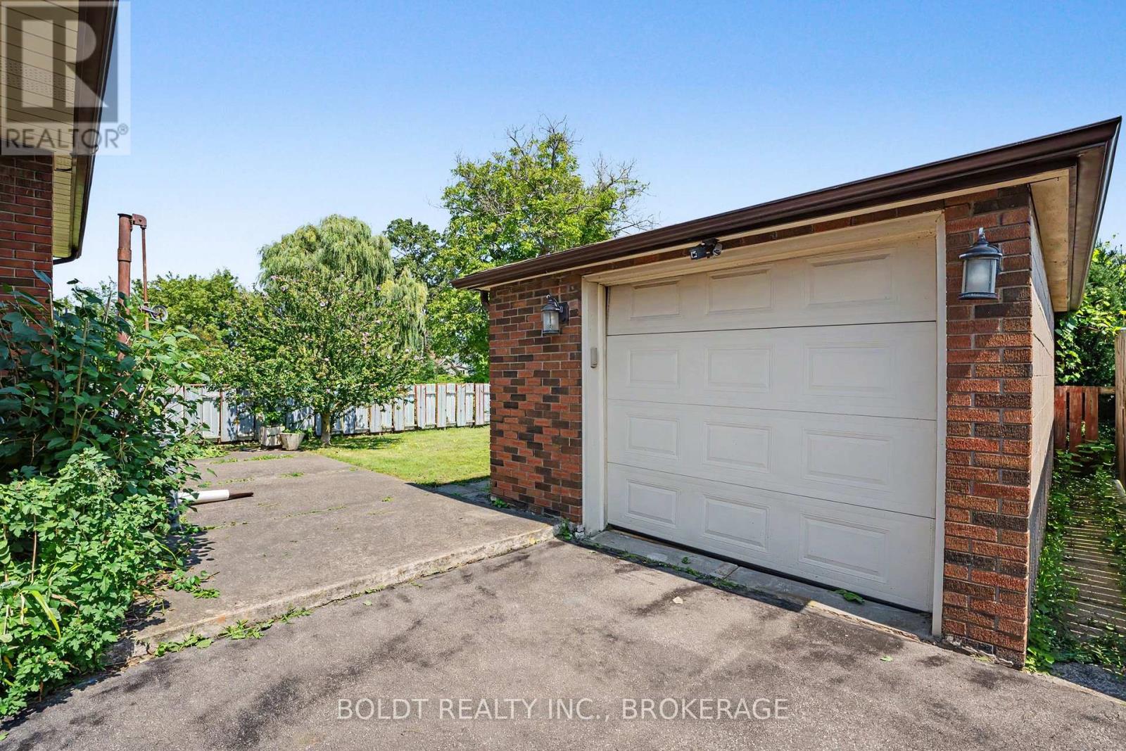 5568 Drummond Road, Niagara Falls, Ontario  L2G 4L3 - Photo 32 - X13683874