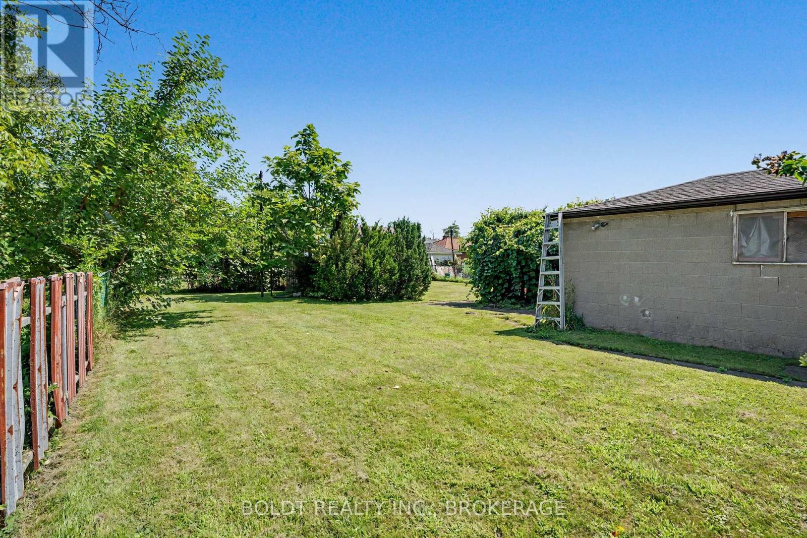 5568 Drummond Road, Niagara Falls, Ontario  L2G 4L3 - Photo 35 - X13683874