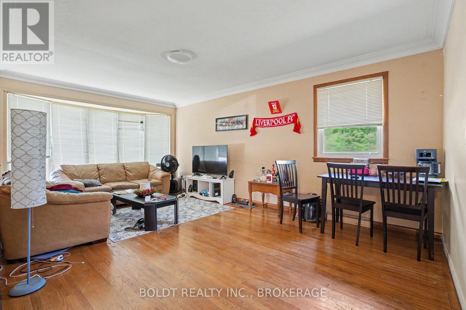 5568 Drummond Road, Niagara Falls, Ontario  L2G 4L3 - Photo 4 - X13683874