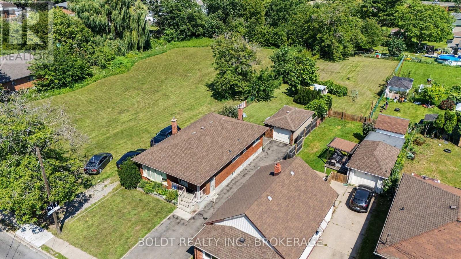 5568 Drummond Road, Niagara Falls, Ontario  L2G 4L3 - Photo 46 - X13683874
