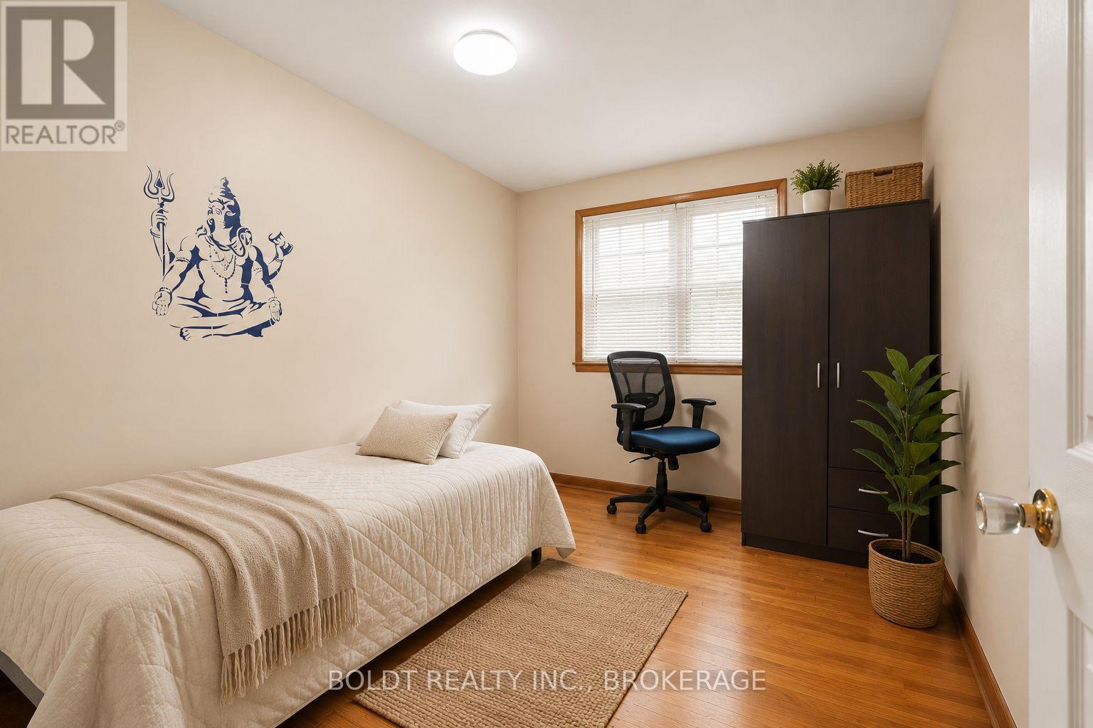 5568 Drummond Road, Niagara Falls, Ontario  L2G 4L3 - Photo 8 - X13683874