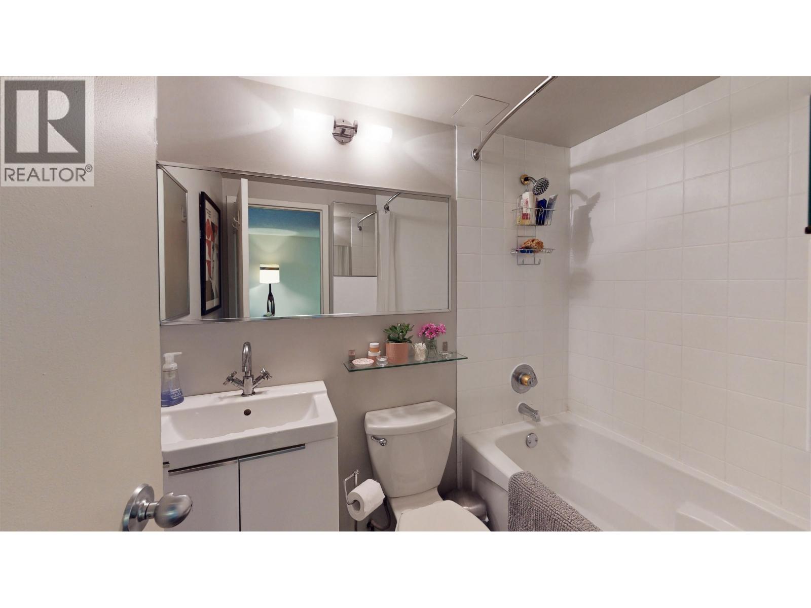 111 853 E 7th Avenue, Vancouver, British Columbia  V5T 1P4 - Photo 13 - R3156273