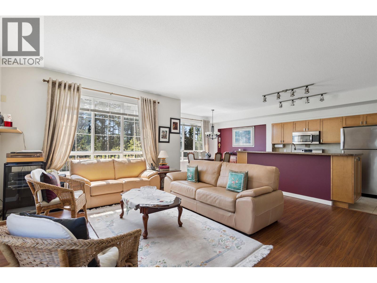 126 2200 Panorama Drive, Port Moody, British Columbia  V3H 5M2 - Photo 2 - R3156317