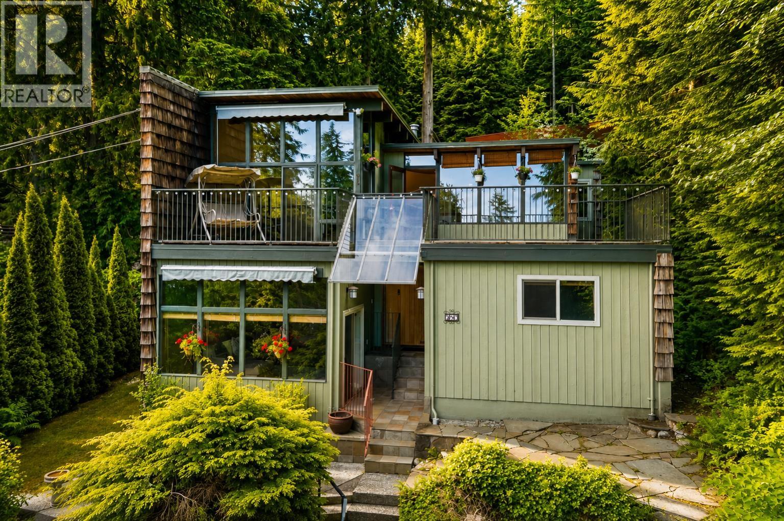 550 Ventura Crescent, North Vancouver, British Columbia  V7N 3G9 - Photo 3 - R3156309