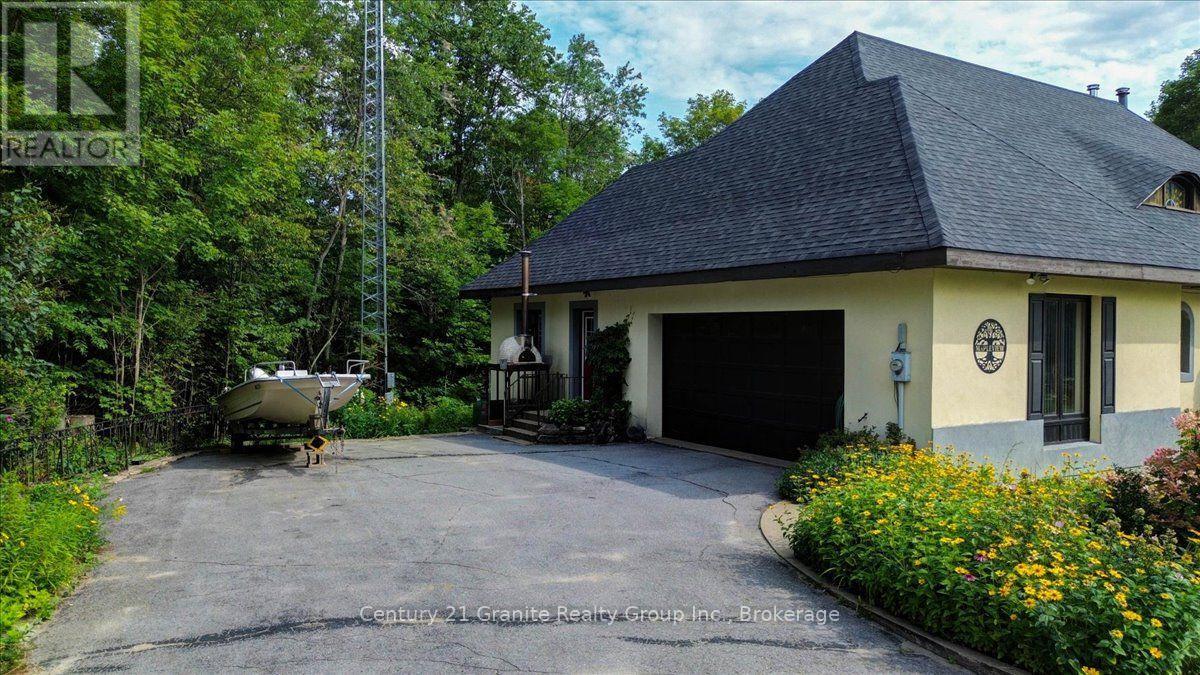 41 Maple Street, Bancroft, Ontario  K0L 1C0 - Photo 2 - X13645446