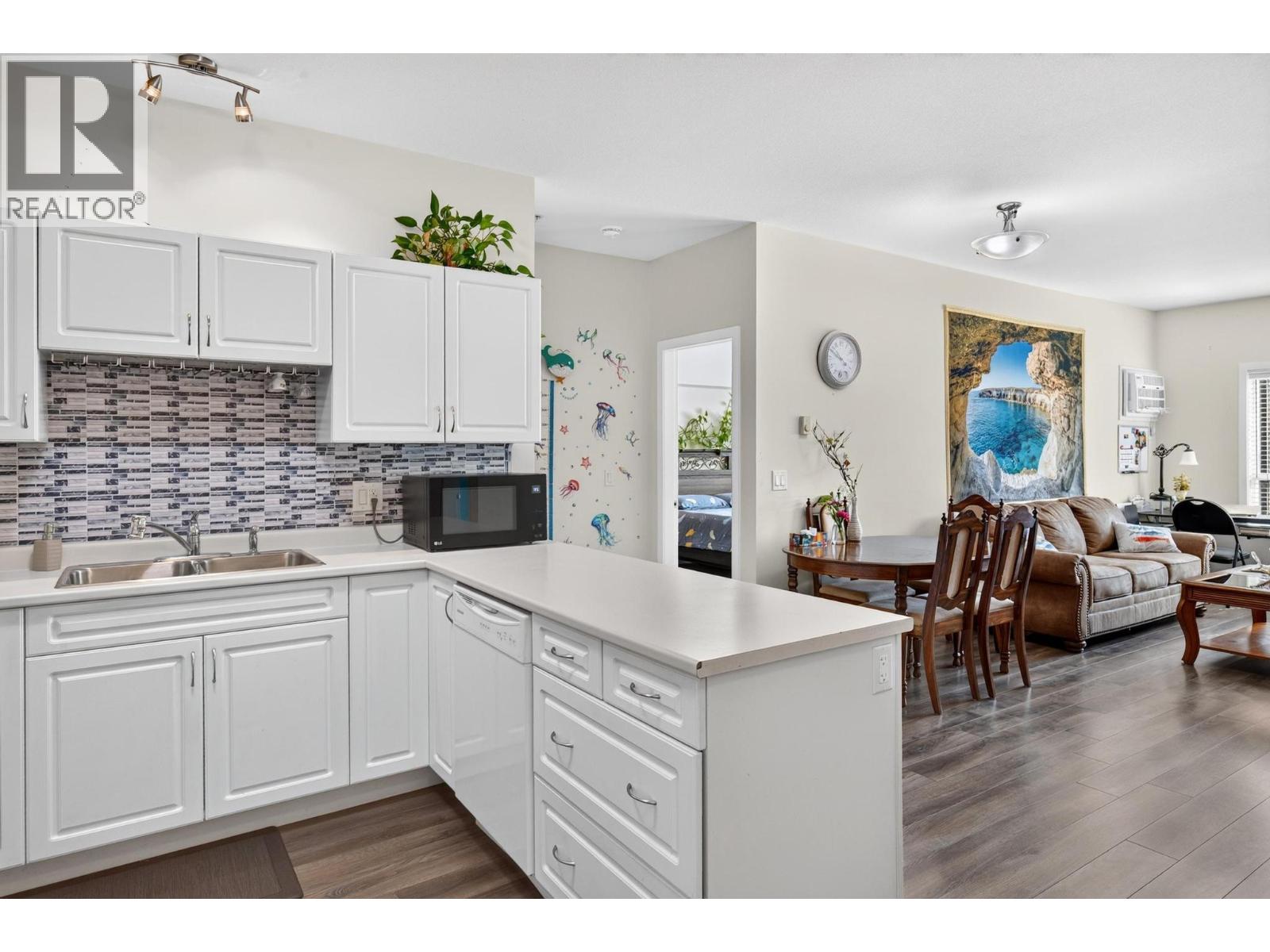 770 Rutland Road Unit# 210, Kelowna, British Columbia