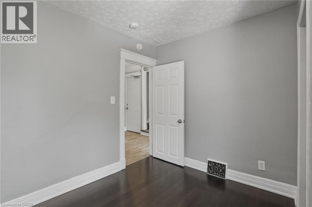 38 Norway Avenue, Hamilton, Ontario  L8M 2V7 - Photo 13 - 40830893