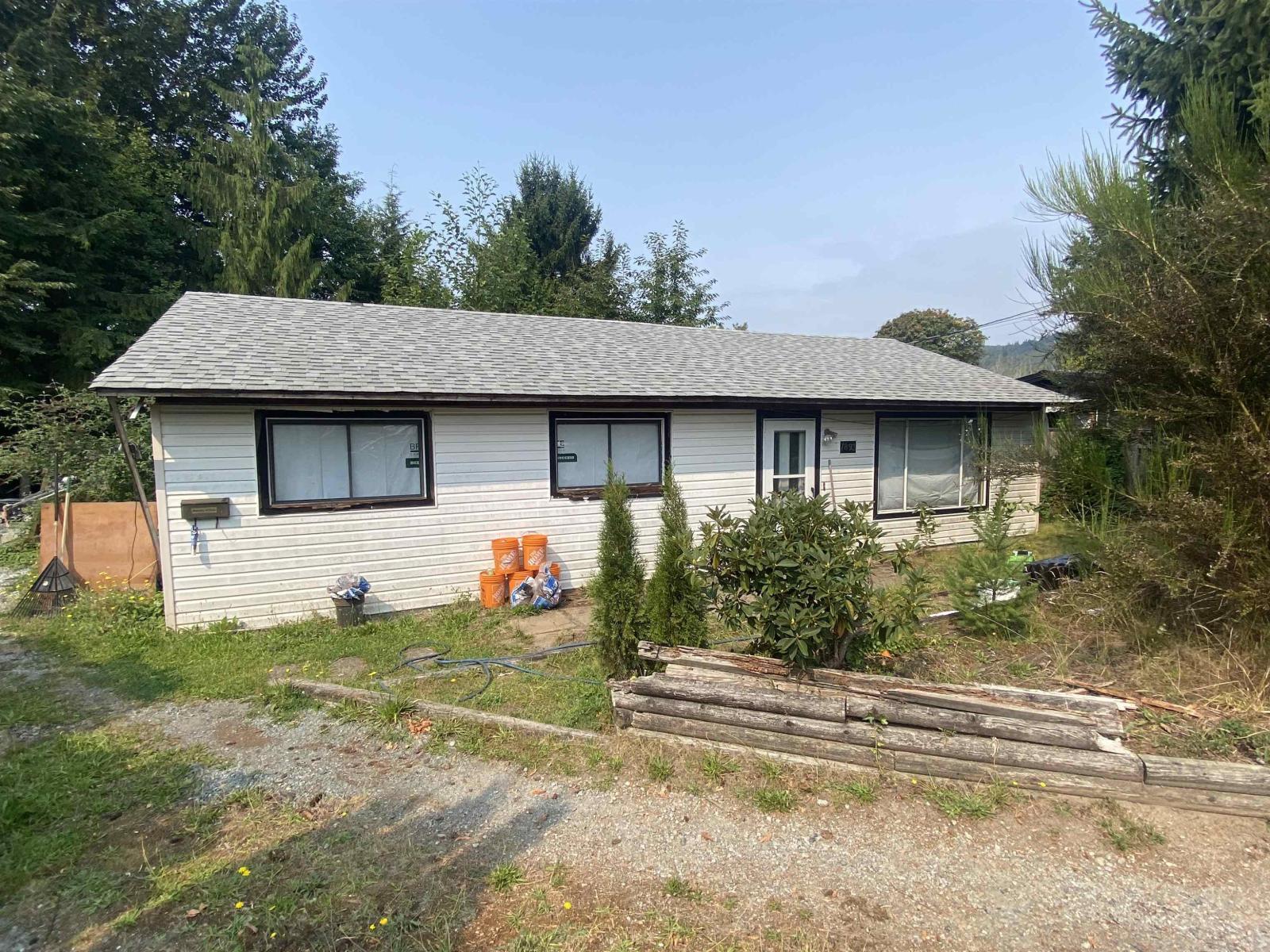 7893 Eagle Crescent, Mission, British Columbia  V2V 5C7 - Photo 1 - R3156303