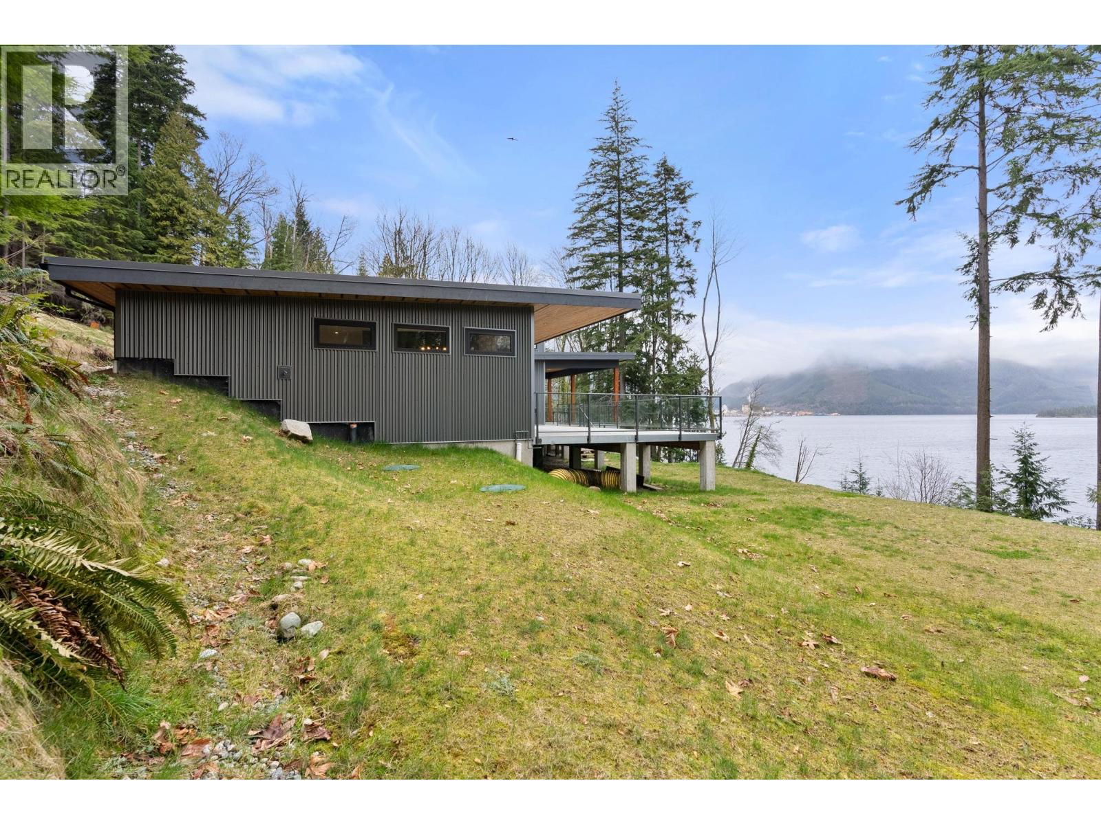 103 Witherby Road, Gibsons, British Columbia  V0N 1V6 - Photo 39 - R3156207