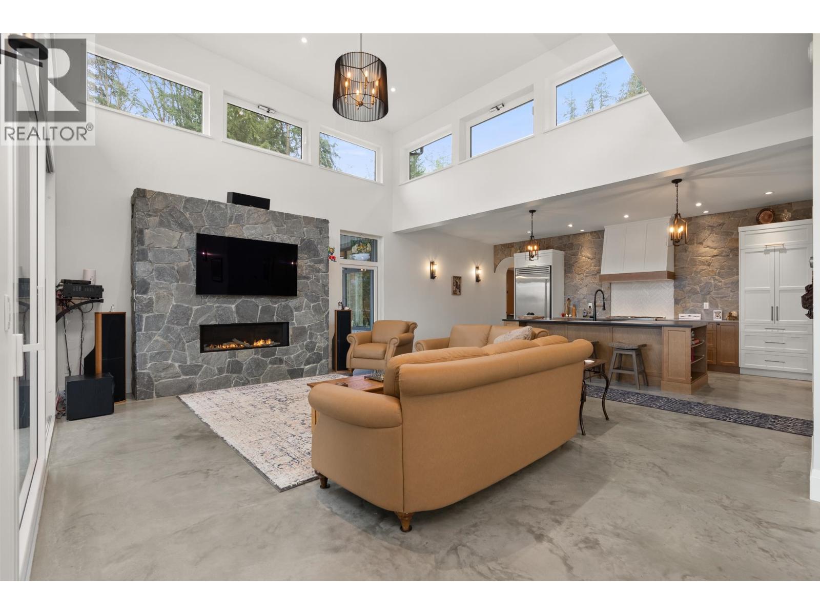 103 Witherby Road, Gibsons, British Columbia  V0N 1V6 - Photo 7 - R3156207