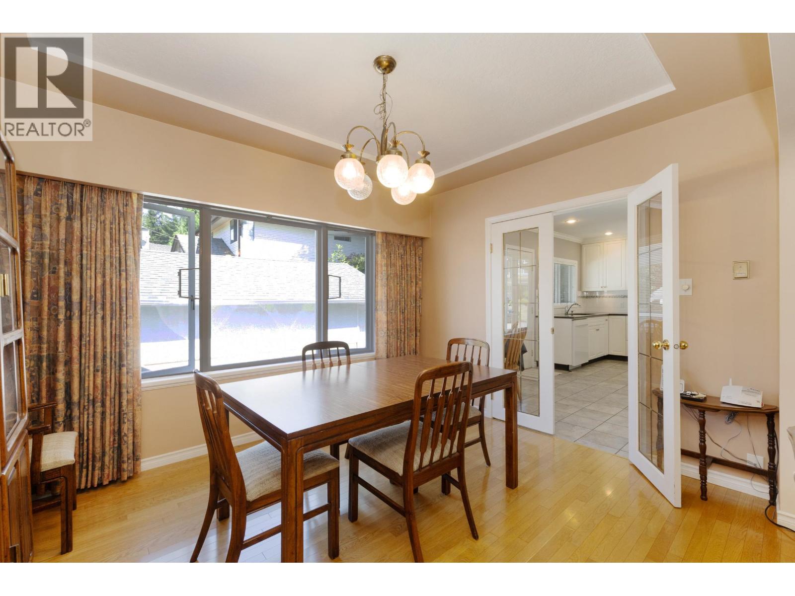541 Cochrane Avenue, Coquitlam, British Columbia  V3J 2A3 - Photo 9 - R3154157