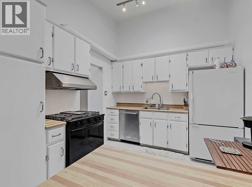 247 Simons Road Nw, Calgary, Alberta  T2K 2X4 - Photo 14 - A2336611