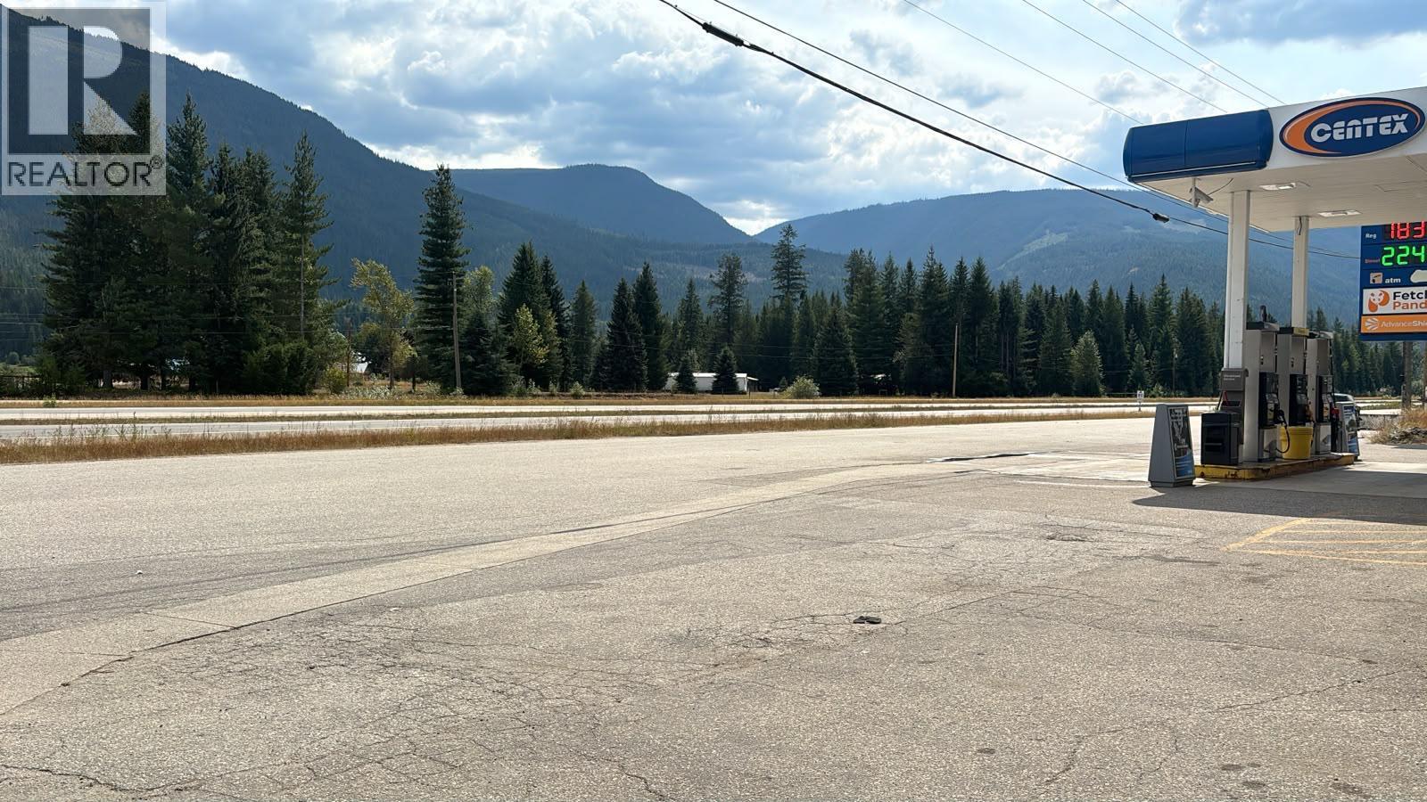 3643 Malakwa Road Unit# 1, Malakwa, British Columbia  V0E 2J0 - Photo 10 - 10397992