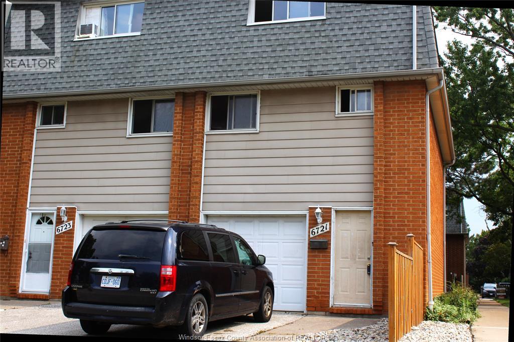 6721 Rose-Ville Garden Drive, Windsor, Ontario  N8T 1J3 - Photo 2 - 26019922