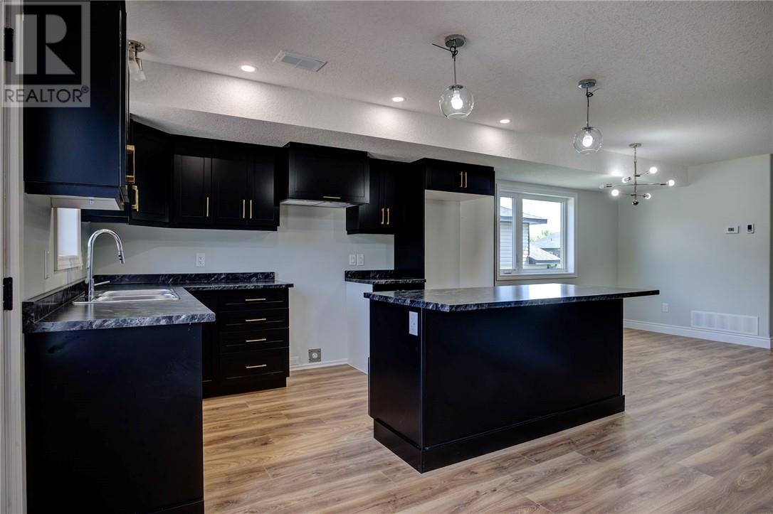 1503 Montrose, Sudbury, Ontario  P3A 0E1 - Photo 2 - 2129154