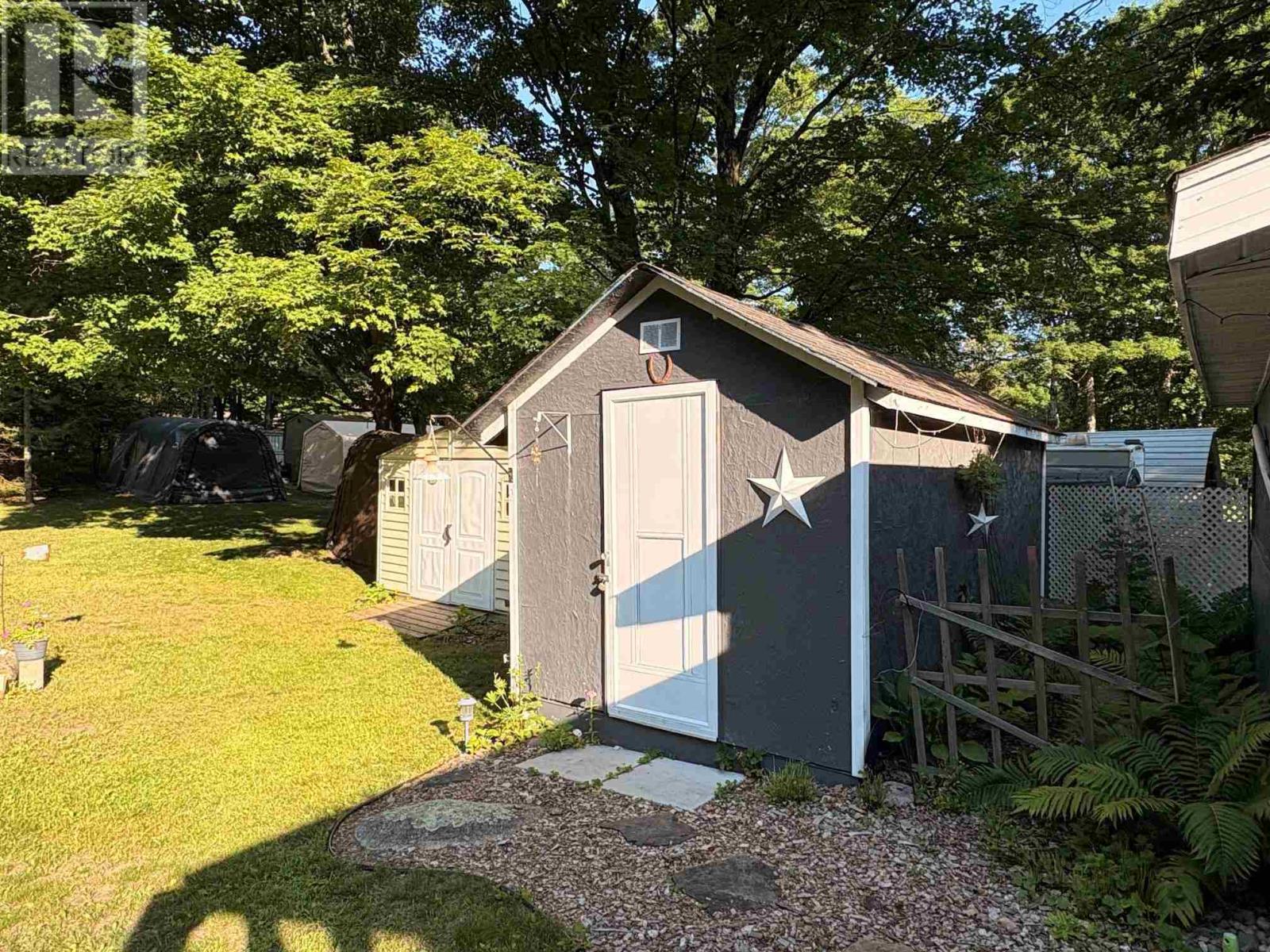 3045 Canoe Point Rd, Hilton Beach, Ontario  P0R 1G0 - Photo 30 - SM261817
