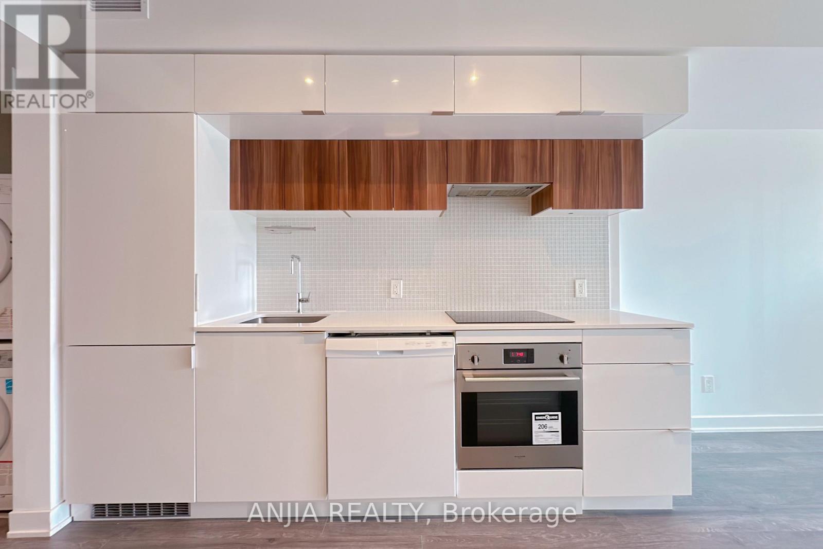312 - 185 Roehampton Avenue, Toronto, Ontario  M4P 0C6 - Photo 12 - C13448352