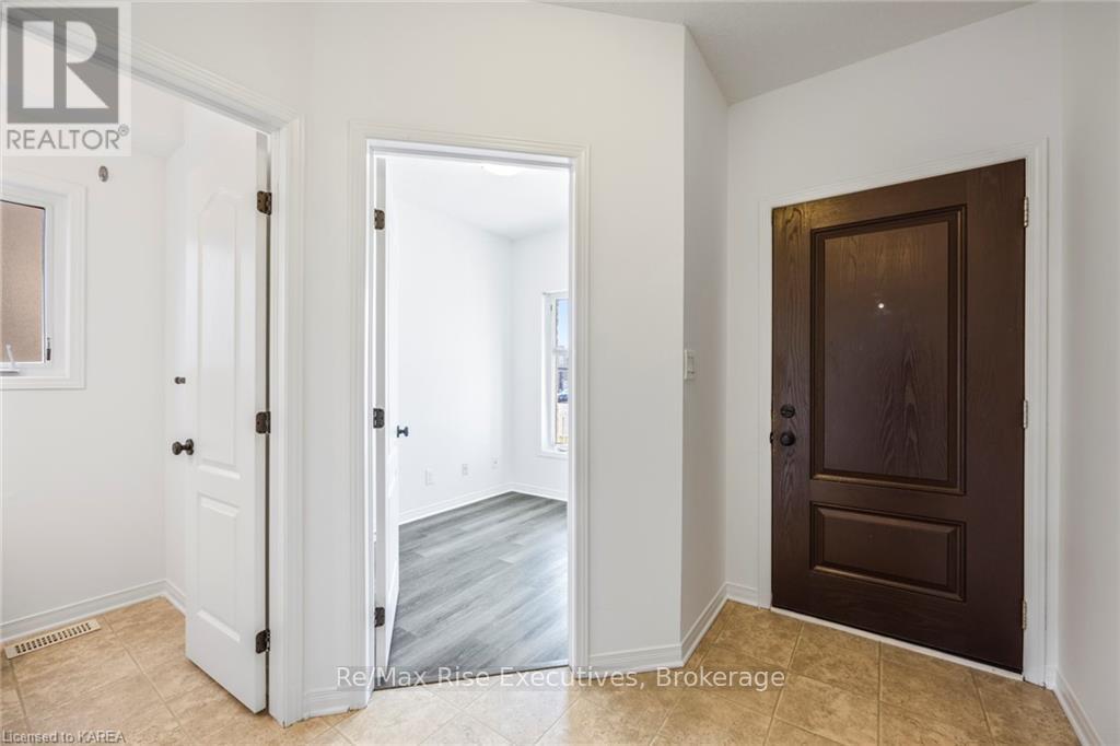 1653 Crimson Crescent, Kingston, Ontario  K7P 0J3 - Photo 10 - X13684176