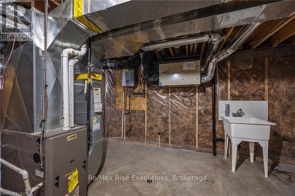 1653 Crimson Crescent, Kingston, Ontario  K7P 0J3 - Photo 38 - X13684176