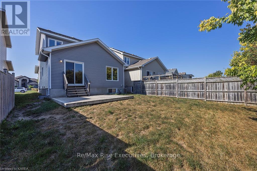 1653 Crimson Crescent, Kingston, Ontario  K7P 0J3 - Photo 7 - X13684176