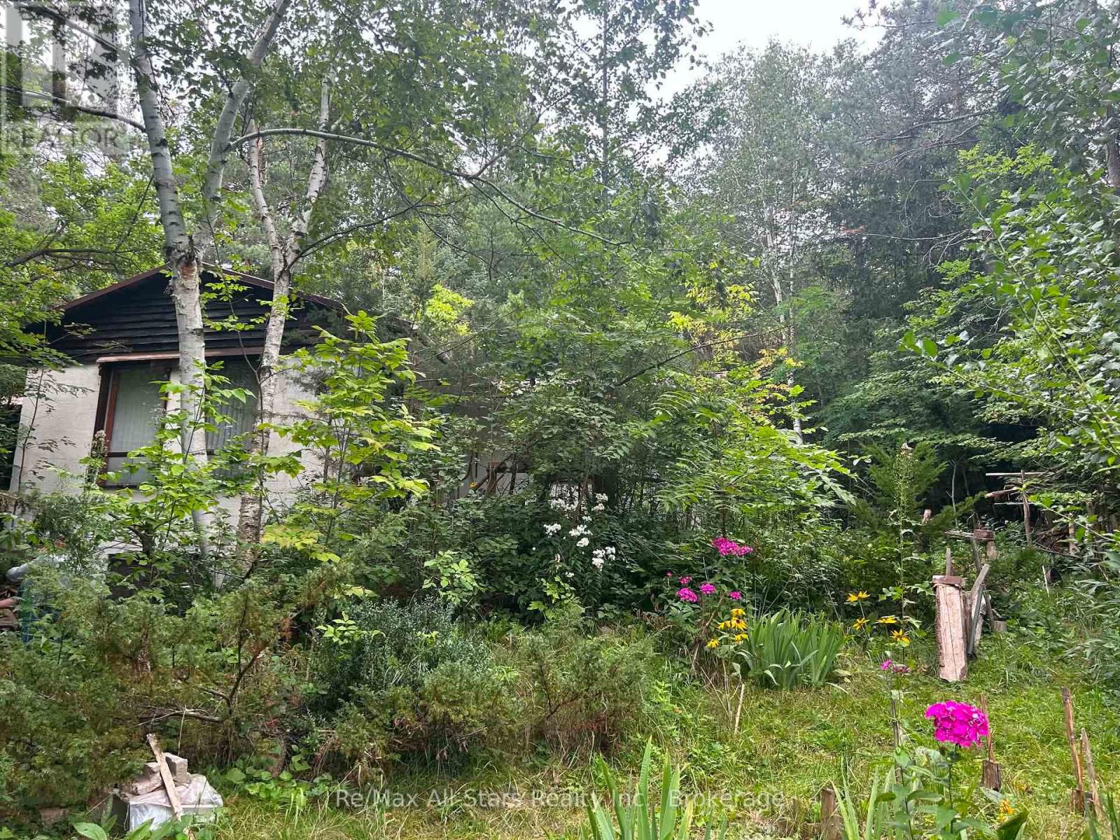 136 Oakdene Crescent, Kawartha Lakes, Ontario  K0M 2C0 - Photo 1 - X13684096