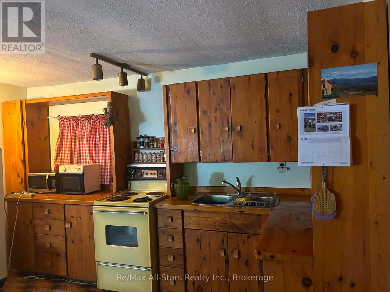 136 Oakdene Crescent, Kawartha Lakes, Ontario  K0M 2C0 - Photo 11 - X13684096
