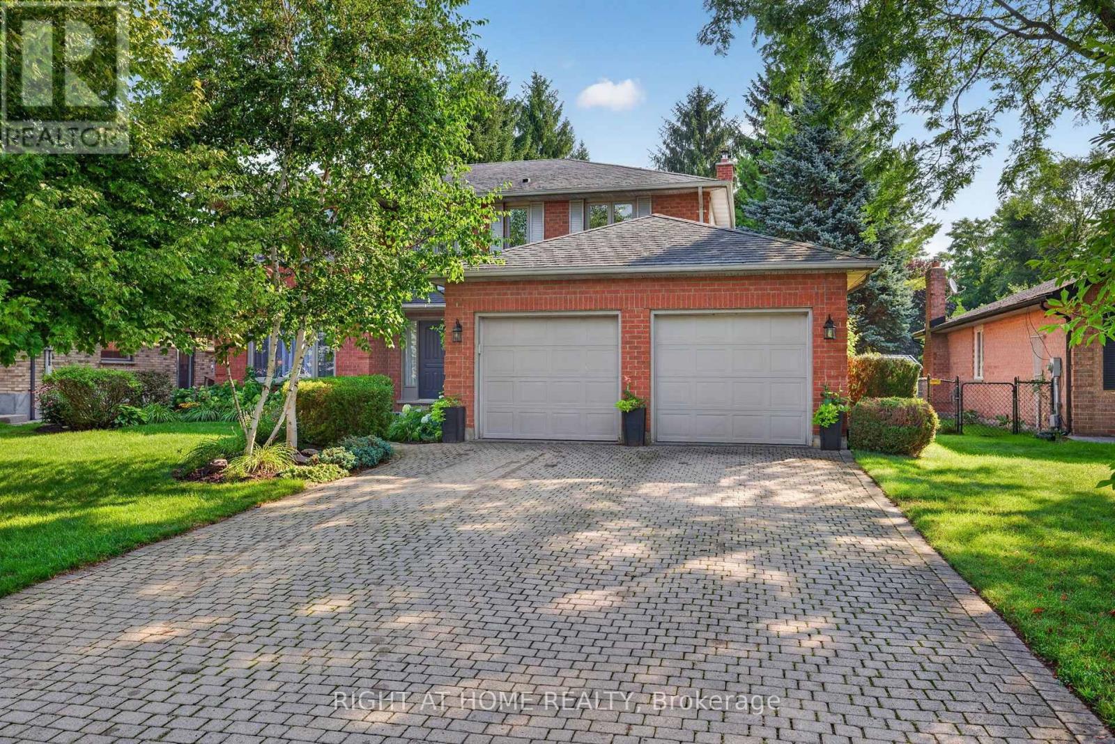 47 Robinson Lane, London North, Ontario  N5X 3V3 - Photo 2 - X13683932