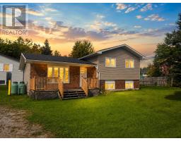 64 Parkway Place, Terrace Bay, Ontario