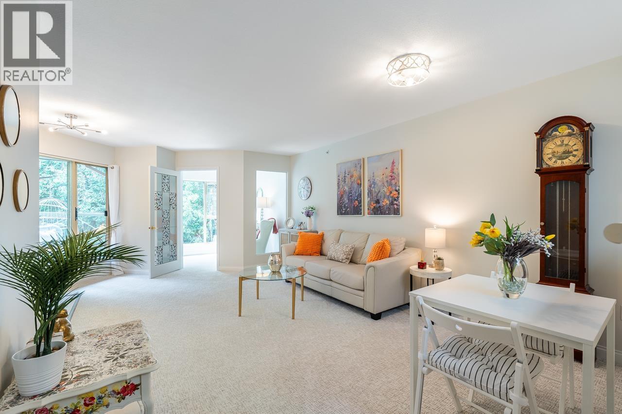 405 3658 BANFF COURT, North Vancouver, British Columbia