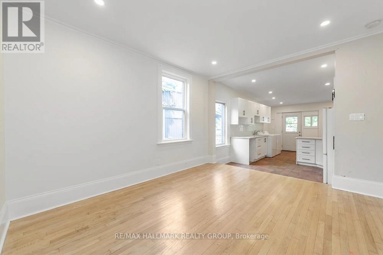 Unit A - 127 Henderson Avenue, Ottawa, Ontario K1N 7P5 - Photo 6 - X13684068