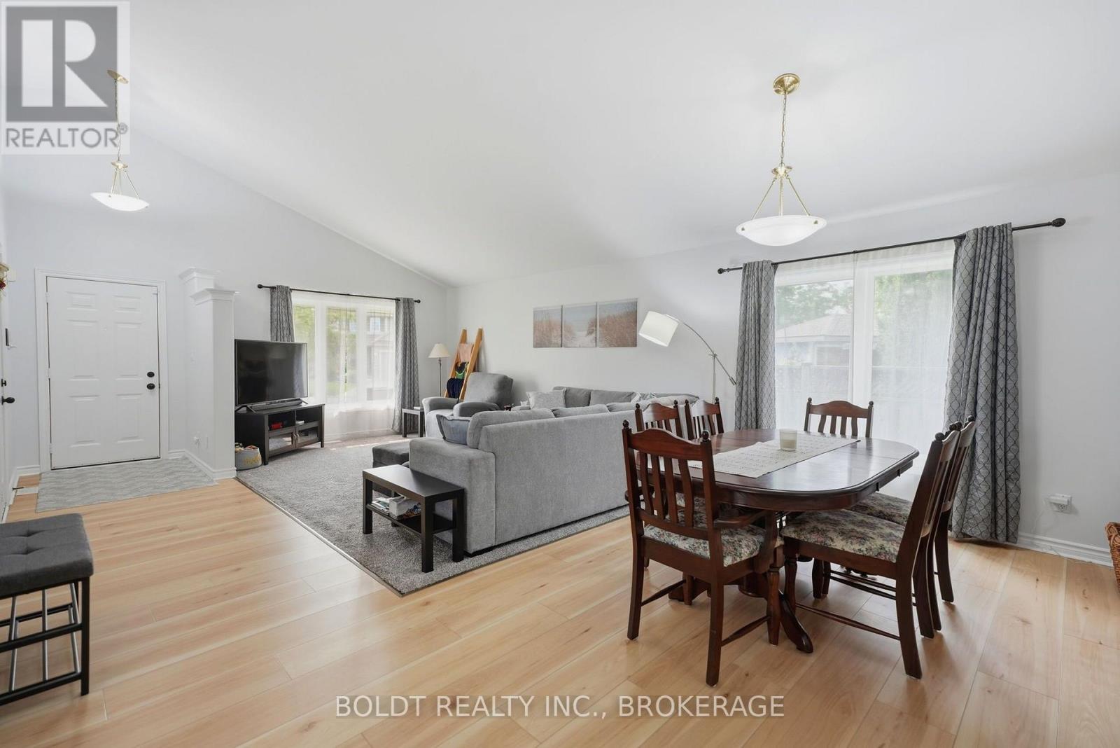 22 Graves Crescent, St. Catharines, Ontario  L2S 3Z6 - Photo 19 - X13684136