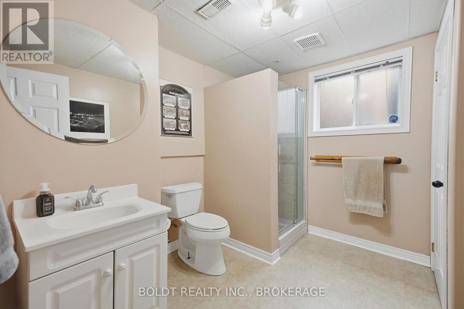 22 Graves Crescent, St. Catharines, Ontario  L2S 3Z6 - Photo 29 - X13684136