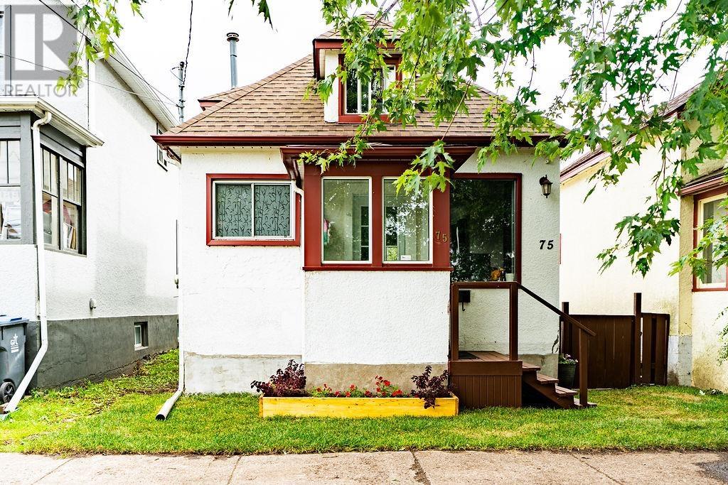 75 Ontario St, Thunder Bay, Ontario  P7B 3G1 - Photo 1 - TB2602397
