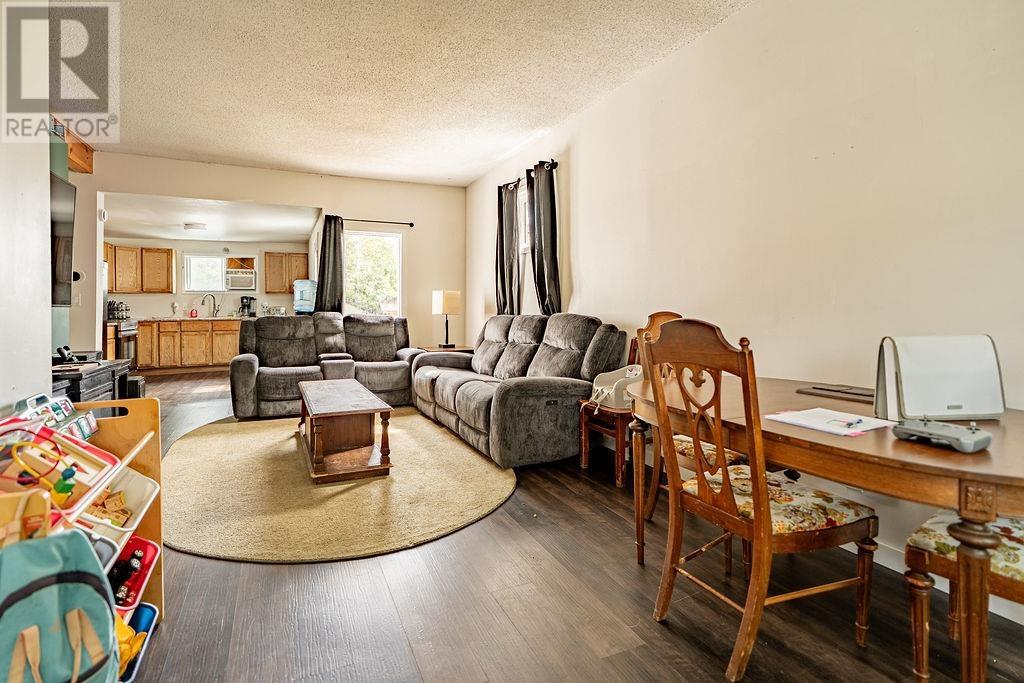 75 Ontario St, Thunder Bay, Ontario  P7B 3G1 - Photo 5 - TB2602397